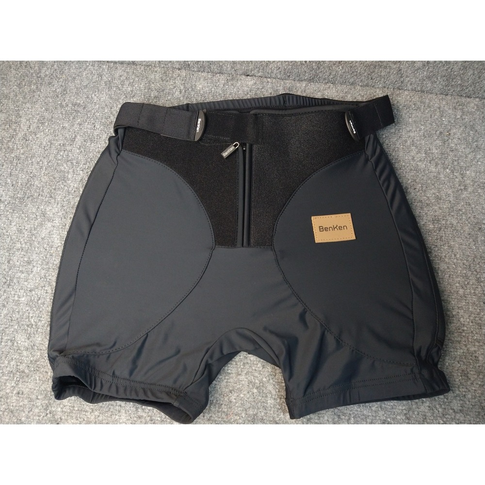 BenKen Padded Protective Shorts Unisex Medium Black Snowboard Ski Impact Gear